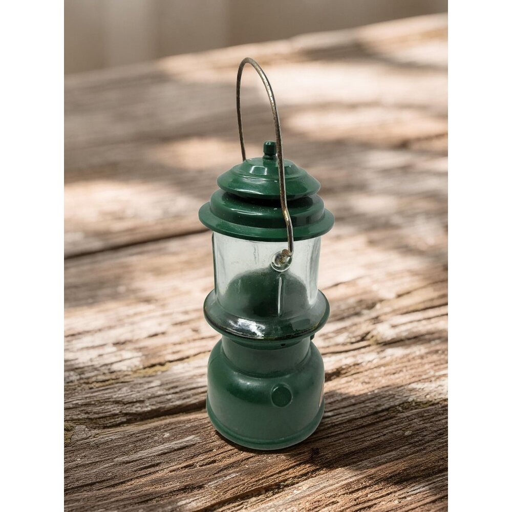 Vintage Avon Wild Country Cologne Coleman Lantern Bottle - Picture 9 of 10